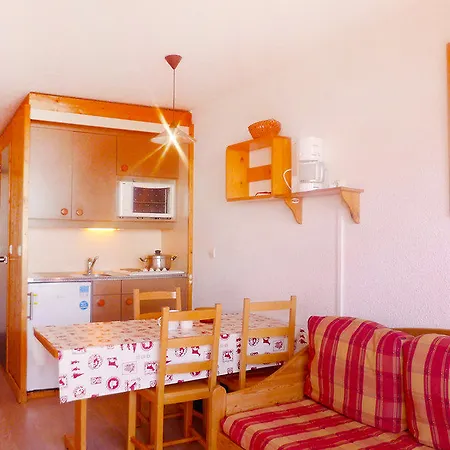 Les Lauzieres Apartment